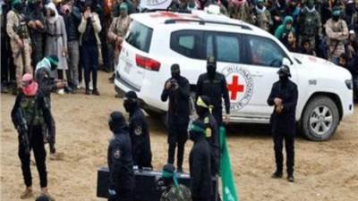 جيش الاحتلال: الصليب الأحمر تسلم رفات 4 محتجزين في غزة