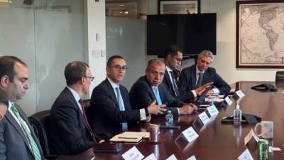  وزير الاستثمار يعقد مائدة مستديرة مع شركة الاستشارات الدولية McLarty Associates وكبار المستثمرين وخبراء أسواق المال الأمريكية