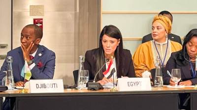 وزيرة التخطيط تُشارك في تجمع محافظي الدول الأفريقية لدى البنك الدولي لمناقشة جهود التحول الاقتصادي وتصنيع الأدوية بالقارة