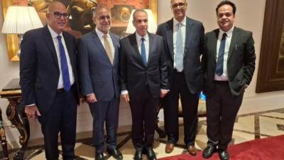  وزير الخارجية يلتقي رئيس مجلس إدارة مجموعة شركات TCI Sanmar