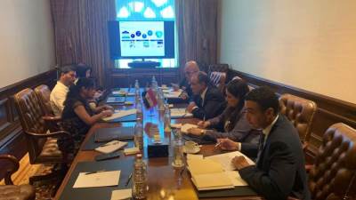 وزير الخارجية يلتقي الرئيسة الإقليمية لشركة Tata Sons