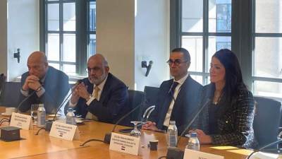 المشاط تبحث توسيع نطاق الشراكة مع مؤسسة التمويل الدولية لتنفيذ وثيقة سياسة ملكية الدولة وتحفيز الاستثمارات لدفع النمو وخلق فرص العمل