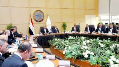 وزير النقل يؤكد ضرورة تدعيم شركة "سوبر جيت" بالأتوبيسات التي تعمل بالغاز والكهرباء