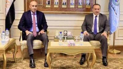 محافظ أسيوط يستقبل وزير التربية والتعليم خلال زيارته للمحافظة لتفقد عدد من المدارس ومتابعة سير العملية التعليمية