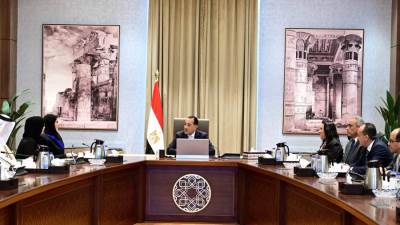 رئيس الوزراء يلتقي وزيرة الدولة للتعاون الدولي بوزارة الخارجية القطرية والوفد المرافق لها