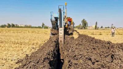 سويلم يتابع حالة منظومة الصرف الزراعي وأعمال وأنشطة هيئة الصرف خلال العام المالي الحالي