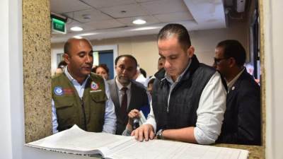 نائب وزير الصحة يتفقد مستشفى العريش وعيادات التأمين الصحي ويوجه بتسريع إنجاز مشروع الغسيل الكلوي