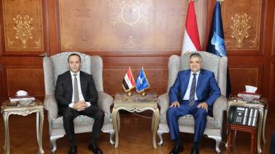  قناة السويس توقع عقد شراكة استراتيجية مع أنكوراج للاستثمارات لبناء مجمع بتروكيماويات في السخنة