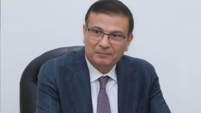 وزير الزراعة يتابع جهود منظومة جمع وتدوير قش الأرز في 7 محافظات