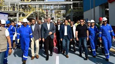 رئيس الوزراء يفتتح مشروع استرجاع الغازات بشركة "النصر للبترول"