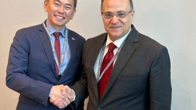 هيئة الدواء المصرية تبحث مع هيئة العلوم الصحية بسنغافورة التعاون فى تعزيز القدرات التنظيمية 