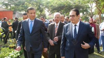  وزير الزراعة ورئيس جامعة القاهرة يفتتحان معرض كلية الزراعة للبساتين بجامعة القاهرة في نسخته الأولى 2025