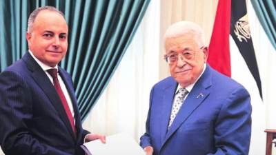 الرئيس عباس يتلقى دعوة من الرئيس السيسي لحضور افتتاح المتحف المصري الكبير