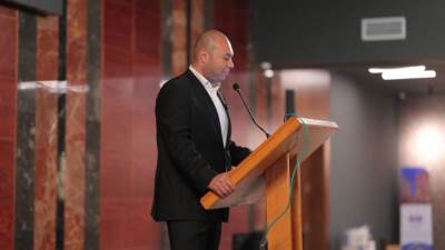 "سكر مكة" لماكينات الخياطة تطرح أحدث آلات الإنتاج باستخدام الذكاء الاصطناعي بالتعاون مع "جاك" الصينية