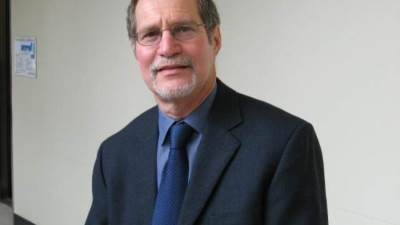 السجائر الإلكترونية كبديل أقل خطورة: هل يمكن أن تساعد في تقليل أعداد المدخنين التقليديين؟