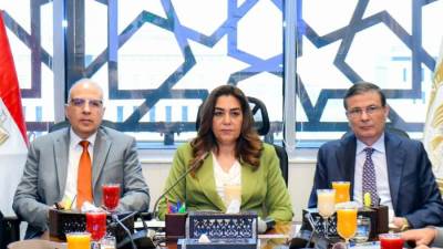 وزراء التنمية المحلية والموارد المائية والزراعة يناقشون تأثير تغير المناخ على الأمن الغذائي في مصر