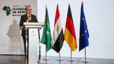 وزير قطاع الأعمال يفتتح المؤتمر الدولي الثالث للهيدروجين في أفريقيا