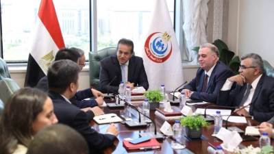 وزير الصحة يبحث مع ممثلي شركة "هيك فيچن" تعزيز التعاون في الذكاء الاصطناعي بالقطاع الصحي