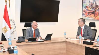 وزير الري يبحث مع سفير هولندا بالقاهرة موقف عدد من مجالات التعاون المشترك