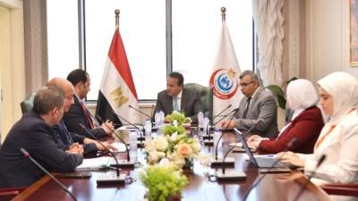 وزير الصحة يستقبل وفد شركة  “وادي النيل للمقاولات” لبحث تسريع المشروعات الصحية وتعزيز التعاون
