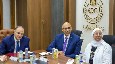 هيئة الدواء تبحث آليات تنفيذ مشروع الروشتة الرقمية