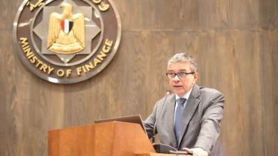 رئيس مصلحة الجمارك: التجارة الإلكترونية تثير تساؤلات عالمية حول تحديات تنظيم تبادل السلع