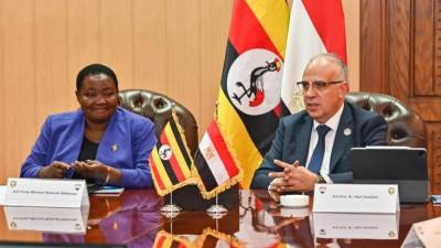 سويلم يلتقي رئيسة وزراء أوغندا لبحث سبل تعزيز التعاون في مجال المياه