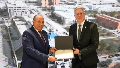 بعد تميزهم بتصنيف ENR العالمي.. وزير البترول والثروة المعدنية يُكرم إنبي وبتروجت وصان مصر في أديبك 2025