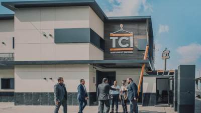 منح أول رخصة جمركية كمركز توزيع بموانئ مصر لشركة "ترانسكارجو إنترناشيونال" بميناء الأدبية