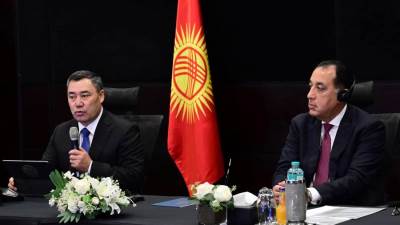 رئيس الوزراء يشارك مع فخامة رئيس الجمهورية القيرغيزية في المائدة المستديرة الاقتصادية المشتركة