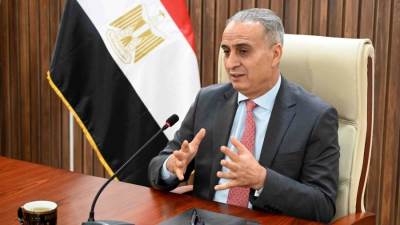 ضبط محطة غير مرخصة لتعبئة المياه المعدنية بالقليوبية والتحفظ على 80 ألف عبوة مخالفة للمواصفات القياسية