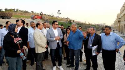 وزير الإسكان يقوم بجولة موسعة بمشروع "حدائق تلال الفسطاط" بمحافظة القاهرة 