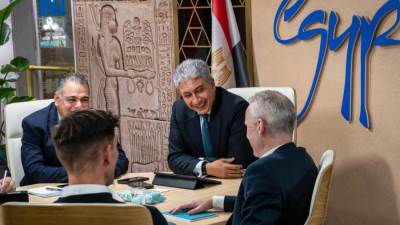 وزير السياحة يعقد اجتماعاً مع مسئولي منصة TripAdvisor لبحث سبل تعزيز التعاون للترويج للمقصد السياحي المصري