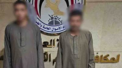 ضبط شخصين لقيامهما بالنصب على المواطنين والاستيلاء على مبالغ مالية من حساباتهم البنكية