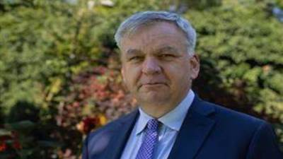 سفير ألمانيا بالقاهرة يؤكد أهمية مشروع قطار فيلارو عالى السرعة