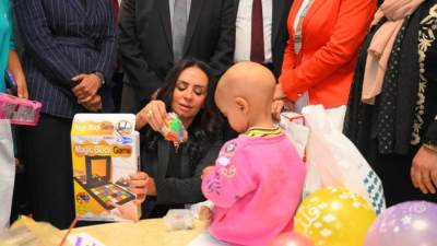 وزيرة التضامن تلتقي المرضى بمستشفى شفاء الأورمان بمدينة طيبة بالأقصر