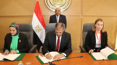 وزير الكهرباء يشهد مراسم توقيع اتفاقية مبادلة الديون (Debt Swap Agreement) بمبلغ 50 مليون يورو بين مصر وألمانيا
