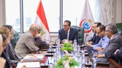 وزير الصحة يبحث مع ممثلي منظمة الصحة العالمية تعزيز الجهود الدولية لمواجهة الكوارث والطوارئ الصحية