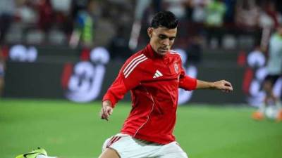 «بن شرقي» يتقدم للنادي الأهلي أمام الزمالك في نهائي كأس السوبر المصري