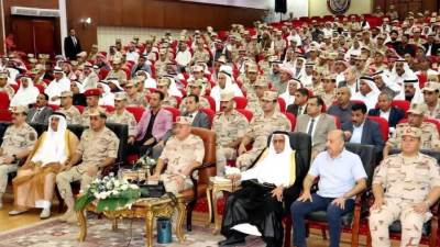 قيادة قوات شرق القناة لمكافحة الإرهاب تستقبل عدداً من شيوخ وعواقل القبائل بمحافظتى شمال وجنوب سيناء