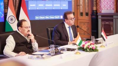 وزير الصحة يشارك نظيره الهندي في مائدة مستديرة لبحث سبل التعاون في توطين صناعة الدواء واللقاحات