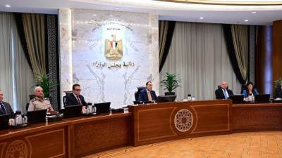 قطاع الاتصالات يحظى باهتمام بالغ من الرئيس لدوره في توفير الآلاف من فرص العمل للشباب المصري