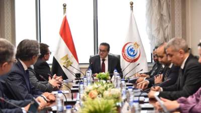وزير الصحة والسكان يستقبل ممثلي «مالتي كير فارما» الإيطالية وهيئة الدواء المصرية و«جيبتو فارما» لمناقشة آليات التعاون في علاج الأمراض النادرة