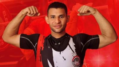 وزير الشباب والرياضة يتابع البعثة ويهنئ أبطال مصر