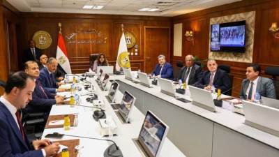 وزيرة التنمية المحلية تتابع سير العملية الانتخابية لمجلس النواب في اليوم الثاني بمحافظات المرحلة الأولى