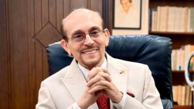 نقابة المهن التمثيلية تنفي شائعة وفاة الفنان محمد صبحي وتؤكد استقرار حالته الصحية