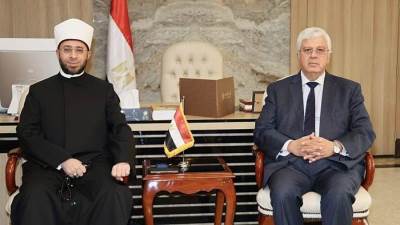 وزيرا التعليم والأوقاف يبحثان تعزيز التعاون بين الوزارتين واستثمار بنك المعرفة المصري لدعم الأئمة والدعاة