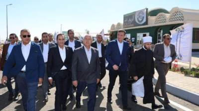 نائب رئيس الوزراء ووزراء الأوقاف والزراعة والإسكان ومحافظ جنوب سيناء ورئيس شركة تنمية الريف المصري يشهدون افتتاح المنطقة الإدارية والخدمية بمدينة الطور