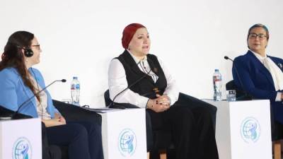 "رئيسة المجلس القومي للطفولة والأمومة" تشارك في جلسة حوارية بعنوان: “دعم الدولة المصرية لاتحادات الطلاب والأنشطة اللاصفية في الجامعات والمدارس”