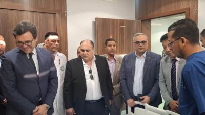 وزير الثقافة يزور طلاب أسوان المصابين في حادث طريق إسنا للاطمئنان على حالتهم الصحية وتوفير الدعم الكامل لهم